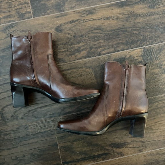 Antonio Milano Above Ankle Boots - Picture 2 of 9